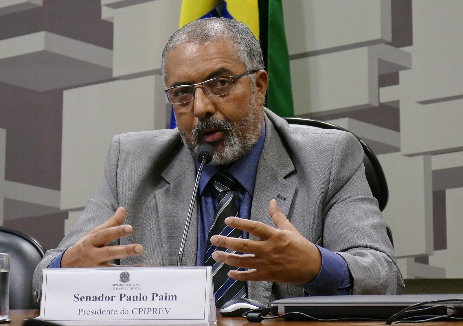 Durigan não descarta mexer na Previdência num novo mandato de Lula