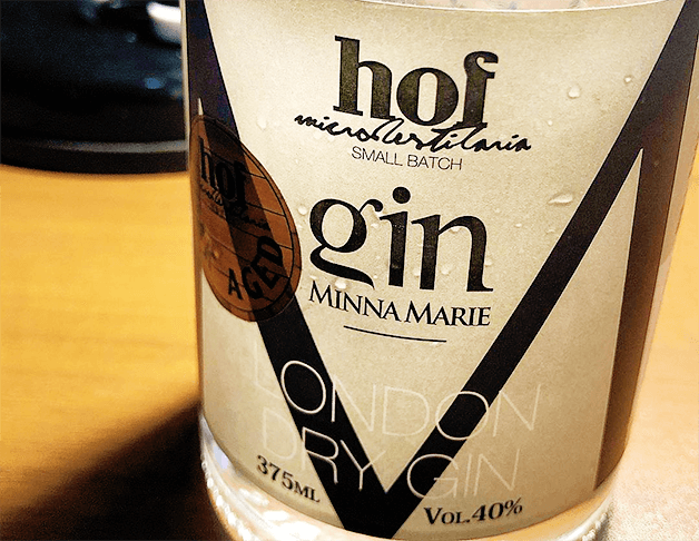 Rótulo da garrafa do gin Minna Marie.