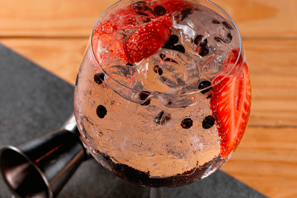 gin tônica de morango