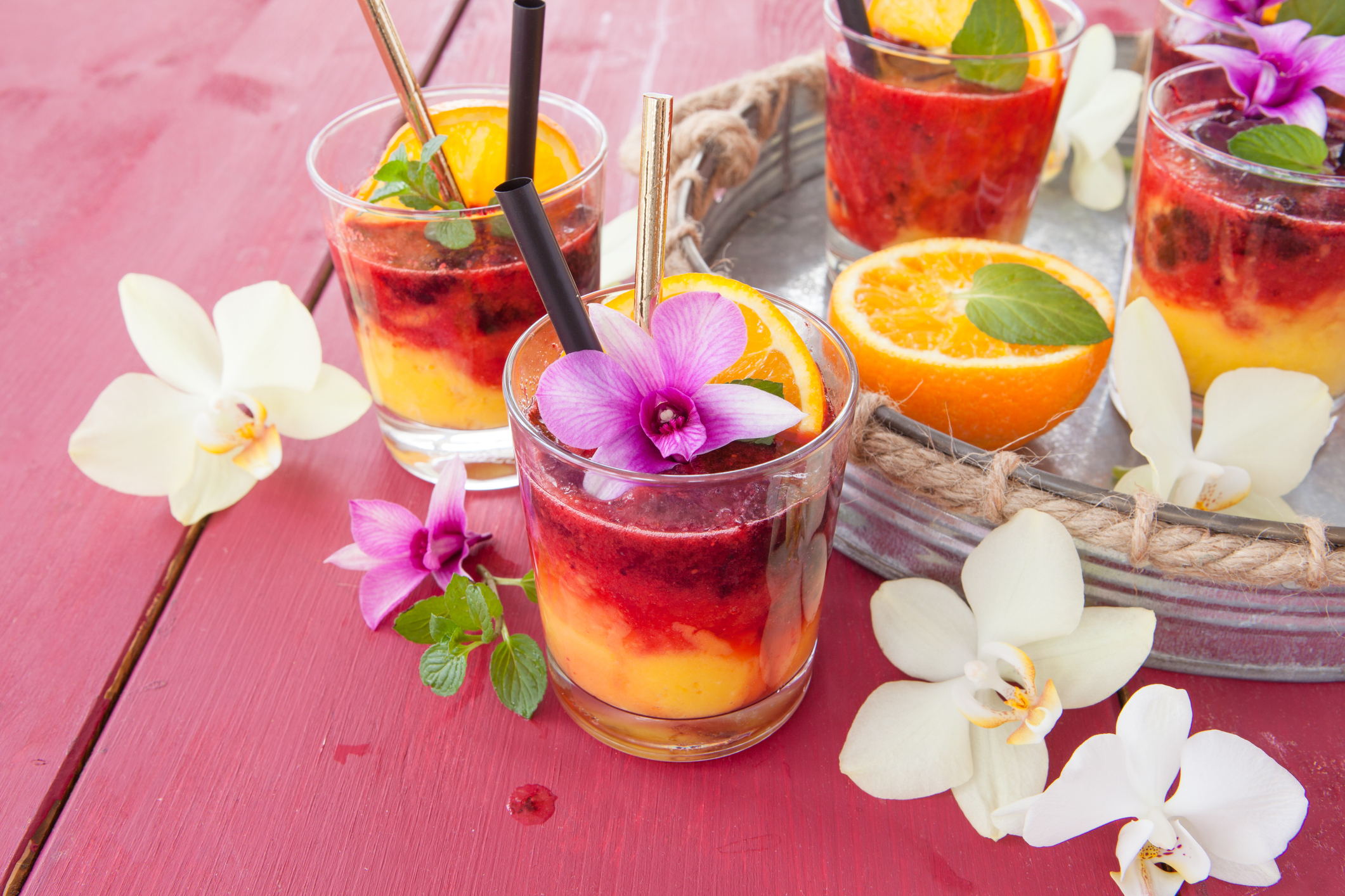 5 drinks florais com gin para fazer na primavera
